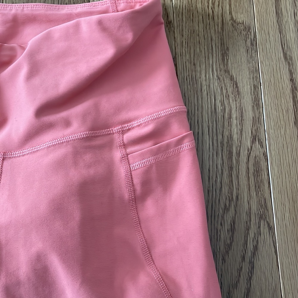 Old Navy Active Leggings - Picture 4 of 4